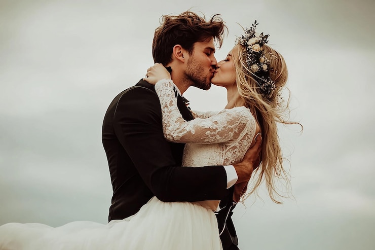 Photo un moment de mariage romantique sur la plage