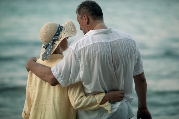 Un moment romantique à la mer