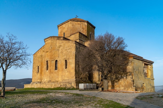 Le monastère de Jvari est le monastère orthodoxe géorgien situé près de Mtskheta en Géorgie