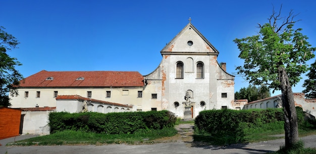 Monastère médiéval capucin, Olesko, région de Lviv, Ukraine.Monument architectural de la fin du baroque et du rococo