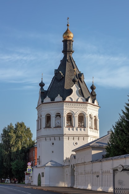 Monastère de l'Épiphanie de St Anastasia Kostroma Russie