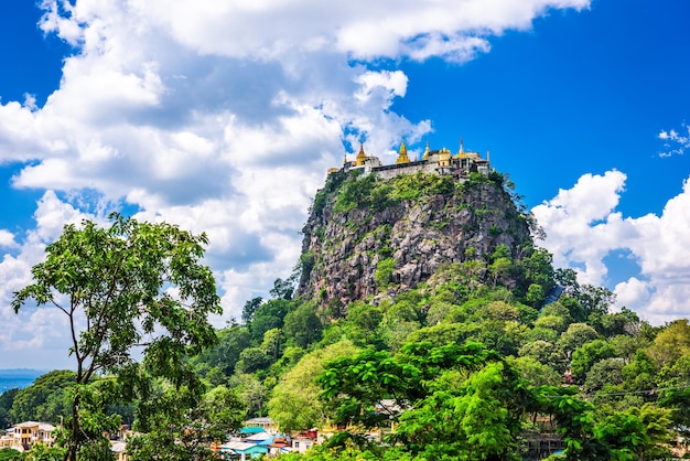 Monastère Taung Kalat