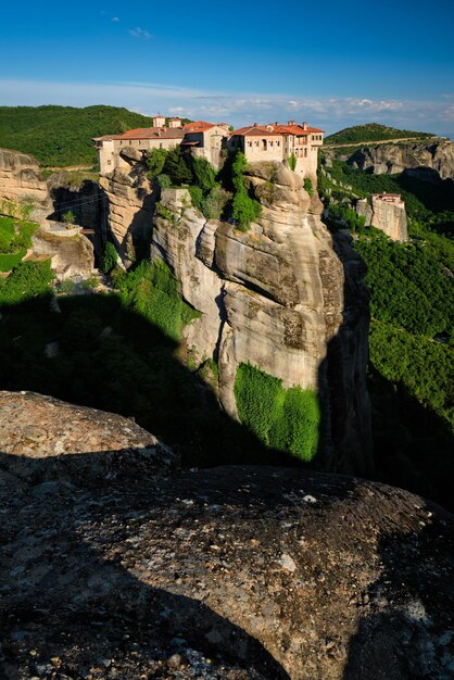 Photo les monastères de météora en grèce