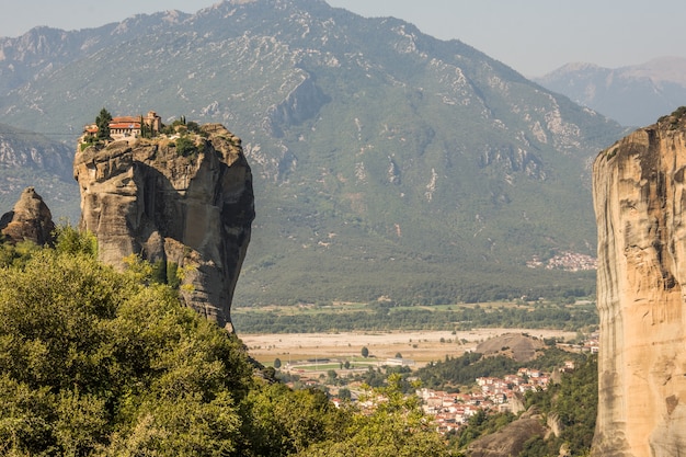 Monastères de roche aux Météores