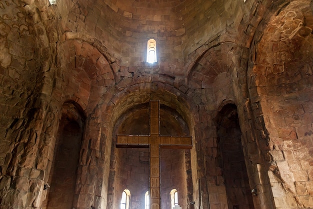 Monastir Jvari, la cathédrale du Christ est située sur une colline près de la ville de Mtskheta, en Géorgie.