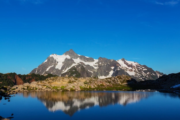 Mont Shuksan à Washington, États-Unis