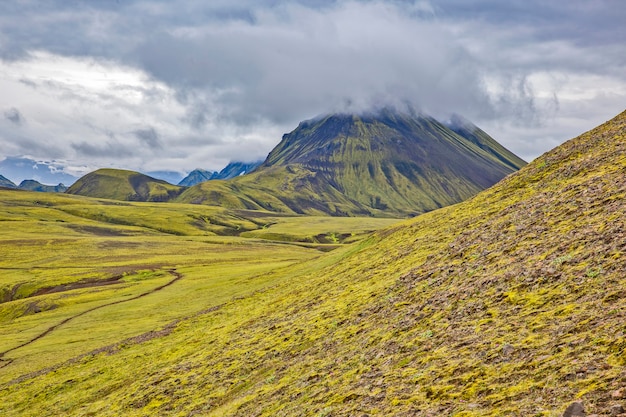 Montagnes colorées du paysage volcanique de Landmannalaugar