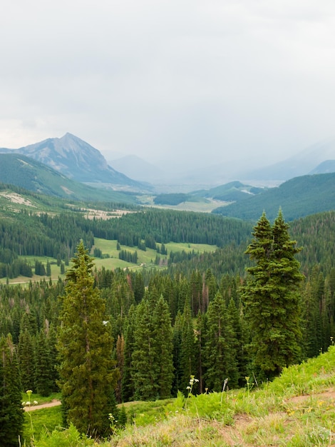 Montagnes à Crested Butte, Colorado.