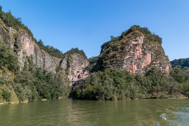 Montagnes avec géologie mondiale et relief de Danxia