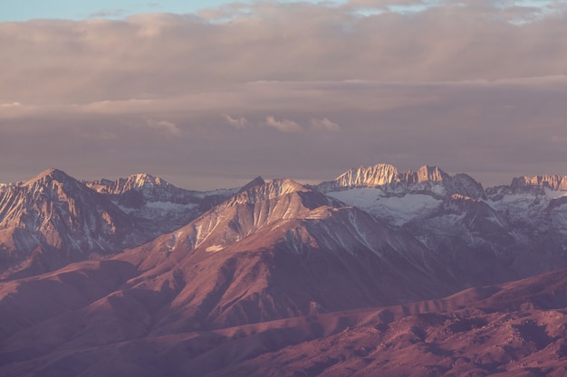 montagnes de la Sierra Nevada