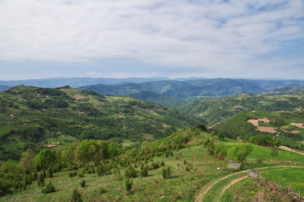 Montagnes et vallées en Serbie, Balkans