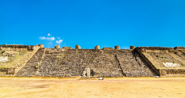 Monte Alban, un grand site archéologique précolombien près d'Oaxaca. Patrimoine mondial de l'UNESCO au Mexique