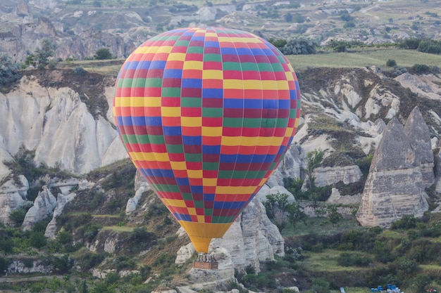 Montgolfière dans les vallées de la Cappadoce