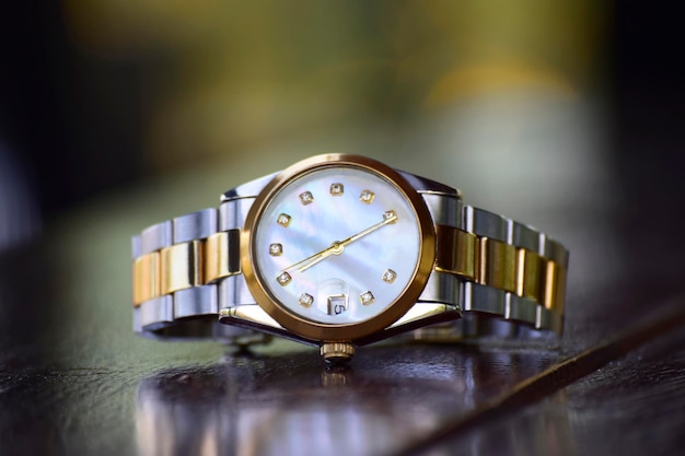 montre-bracelet de luxe