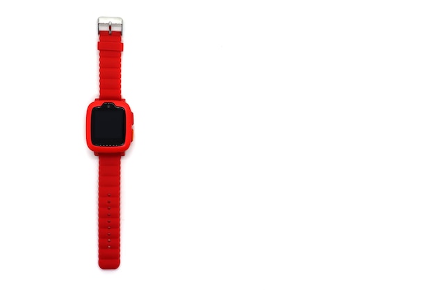 Montre intelligente pour enfants rouge sur fond blanc