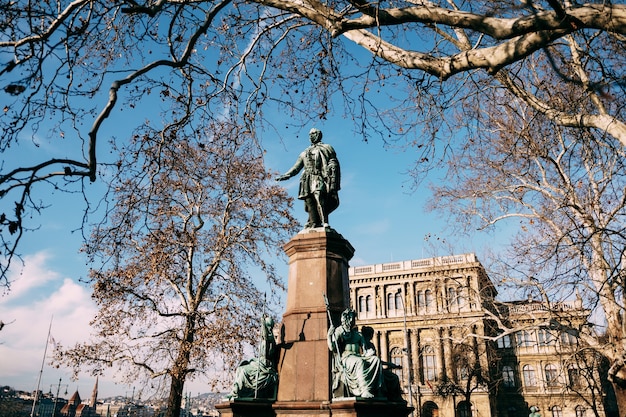 Monument à Ferenc Deak à Budapest Hongrie