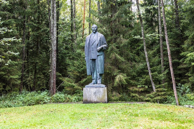 Monument de Kapsukas militant politique communiste lituanien. Druskininkai, Lituanie