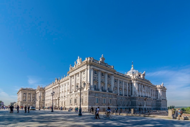 Monument public de palais royal à Madrid Espagne