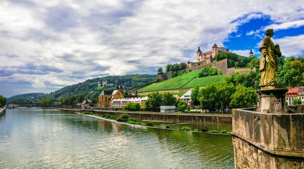 Monuments et belles villes d'Allemagne. Wurzburg en Bavière