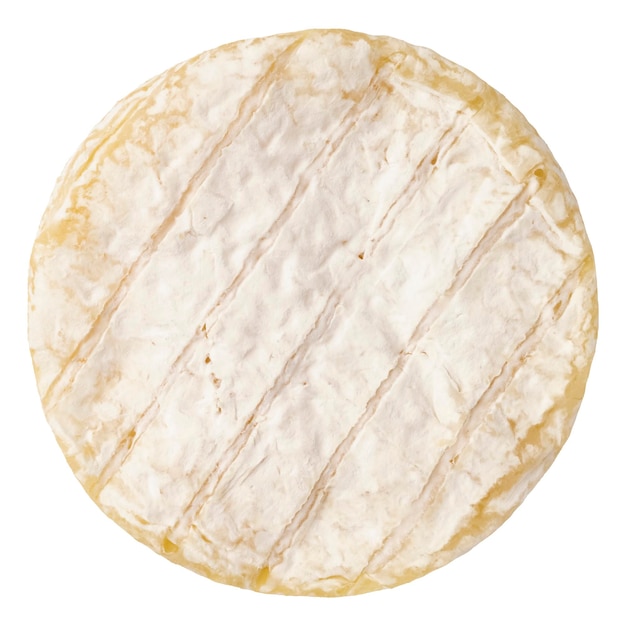 Morceau de camembert isolé sur blanc