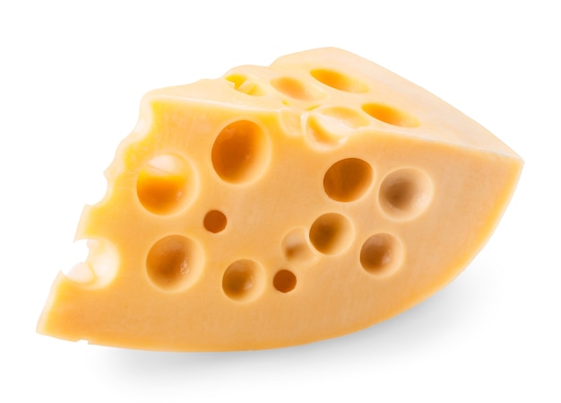 Morceau de fromage isolé sur fond blanc. Chemin de détourage