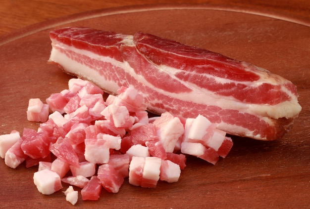 Photo morceaux de bacon avec des lardons