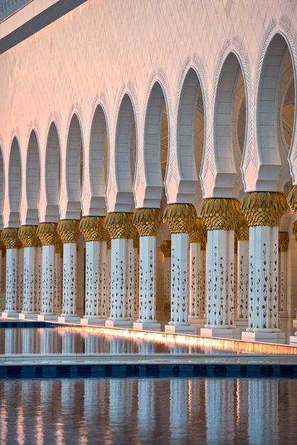 Mosquée Blanche Sheikh Zayed à Abou Dhabi