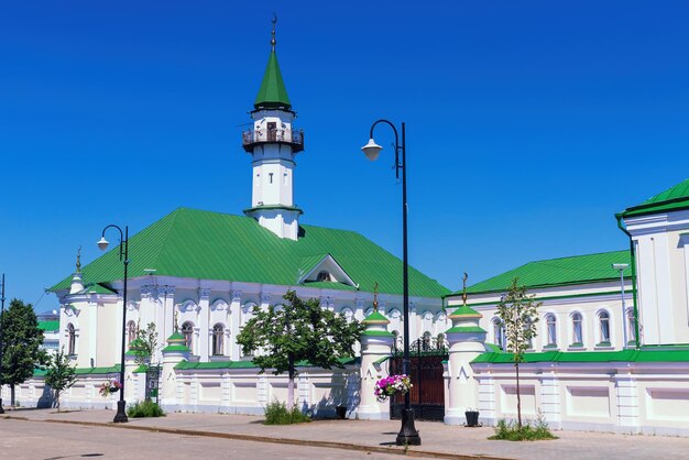 Photo la mosquée mardzhani est un point de repère de l'ancienne colonie tatare de kazan