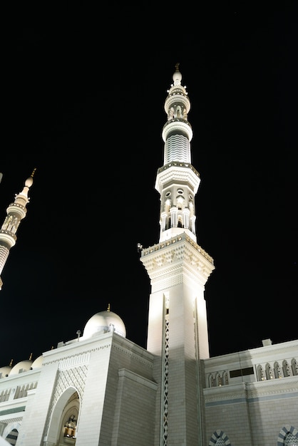 Photo mosquée de médine la nuit