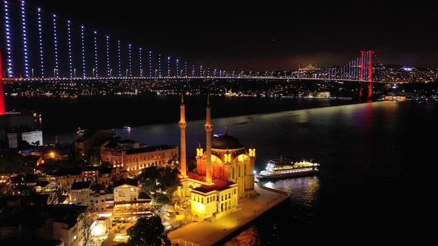 Photo la mosquée ortakoy à istanbul