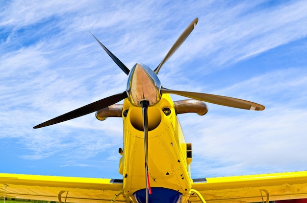 Moteur à hélice d'avion vu de près. hélices d'avions.