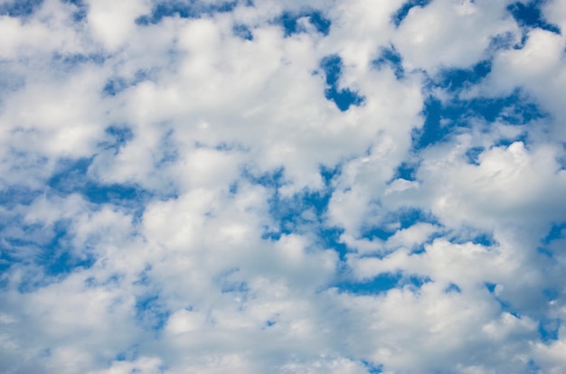 Photo motif de fond de ciel bleu