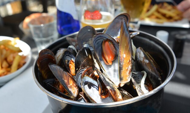 Moule en Casserole dans un restaurant