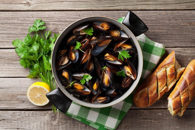 Moules et pain