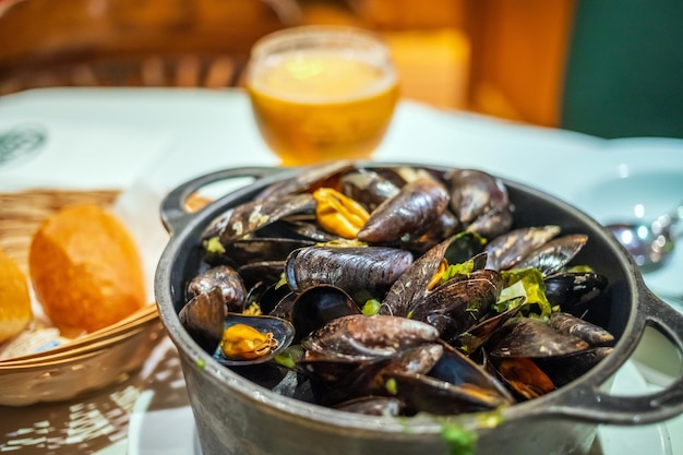 Moules vapeur belges traditionnelles Belgique