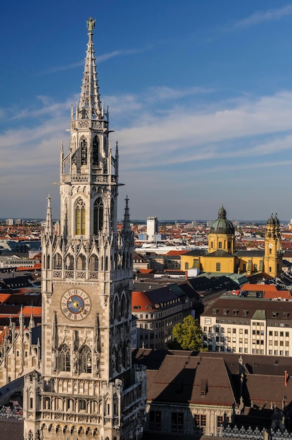 Munich Allemagne Neue Rathaus le nouvel hôtel de ville sur la Marienplatz dans le centre-ville historique