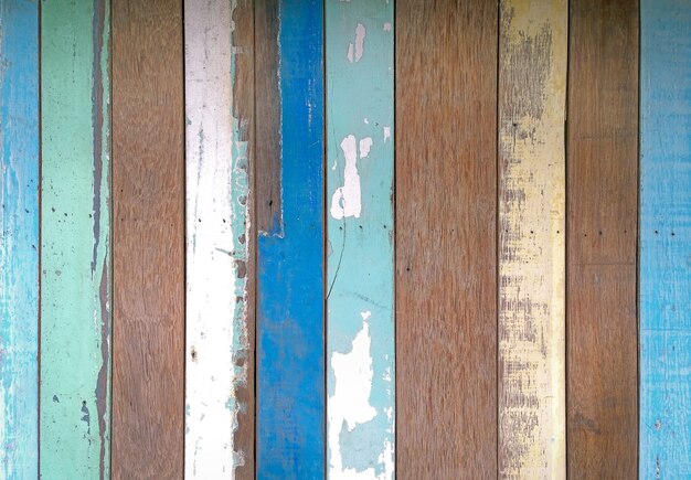 Mur de bois peint en trois couleurs, utilisé pour le fond et la texture