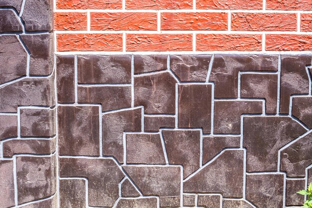 Mur de brique rouge vide avec fond texturé carrelé