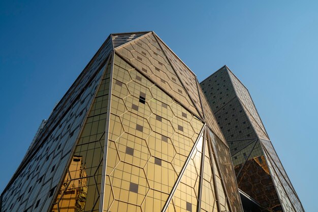 Mur extérieur en verre d'or de gratte-ciel