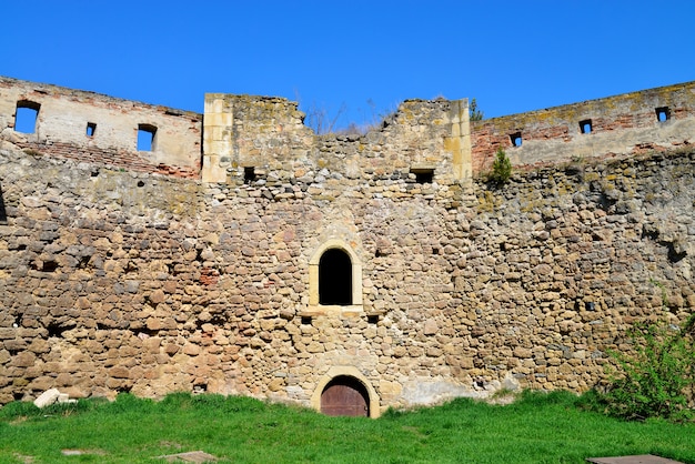 Mur de la forteresse médiévale d&#39;Aiud