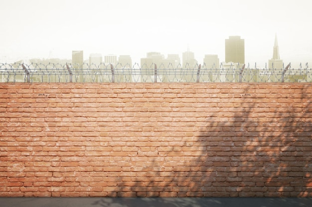 Mur de prison en briques rouges