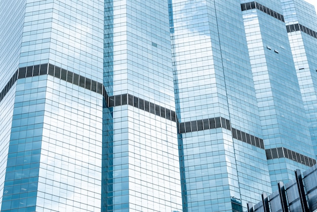 Mur de verre moderne d&#39;immeuble de bureaux