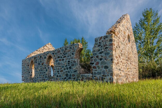 Les murs de pierre restants de l'église luthérienne de Bethléem en Saskatchewan, Canada