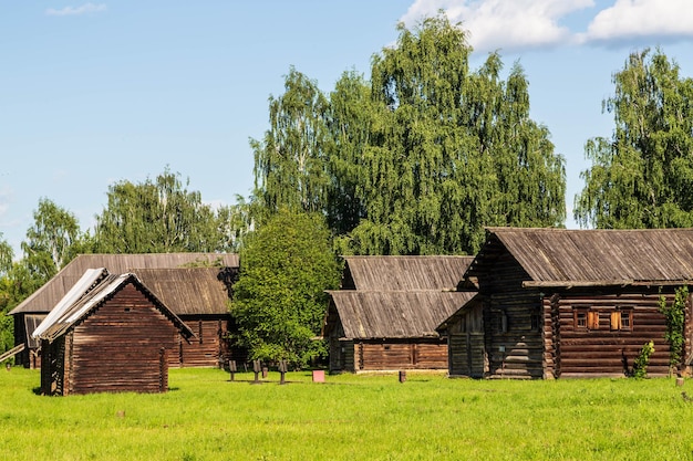 Musée de l'architecture en bois Maisons paysannes russes traditionnelles Anneau d'or de la Russie Kostroma