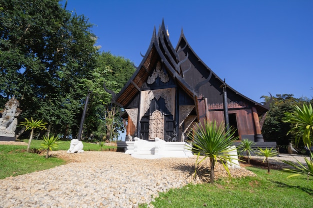 Musée Black House du Baan Dam, le barrage de Baan est la maison de l'artiste de Chiang Rai, en Thaïlande