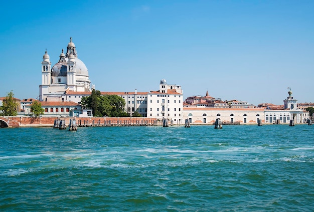 MVue des bâtiments de Venise depuis le Grand Canal