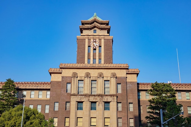 Nagoya, Japon - 25 mai 2019 : bâtiment de l'hôtel de ville de Nagoya et tour de l'horloge.