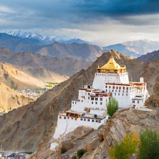 Photo namgyal tsemo gompa dans le leh ladakh en inde