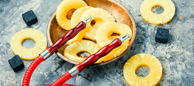 Narguilé à l'ananas.