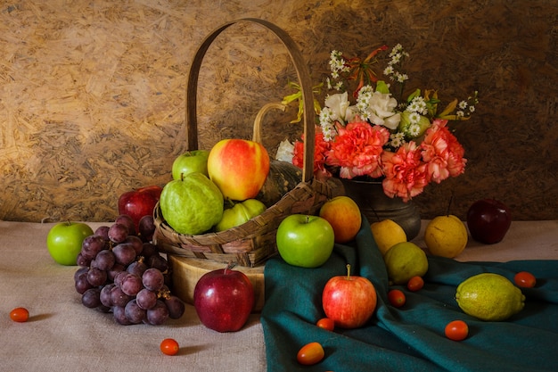 Photo nature morte aux fruits